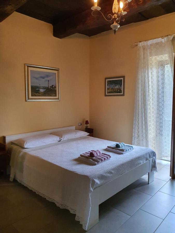Il Casolare Del Medio Olona Bed & Breakfast Fagnano Olona Eksteriør bilde